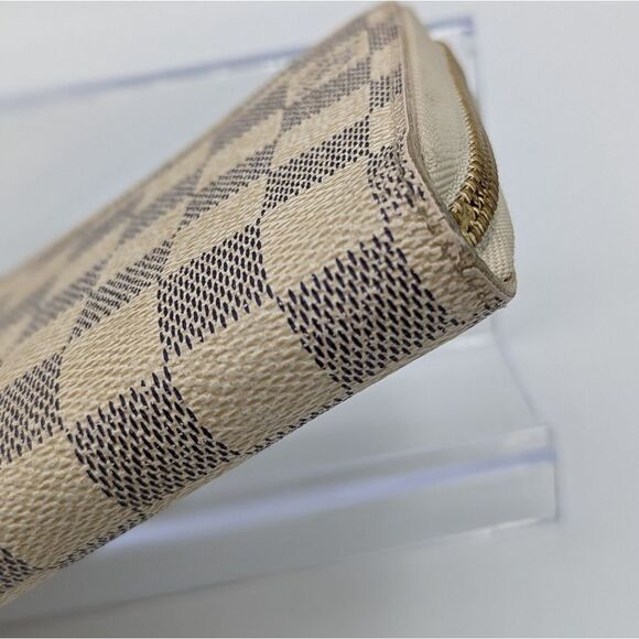 Louis Vuitton Damier Azur Zippy Wallet - Picture 14 of 15